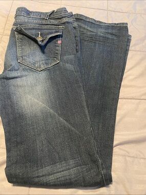 Vigoss Women's Boot Cut Jeans in Faded Blue